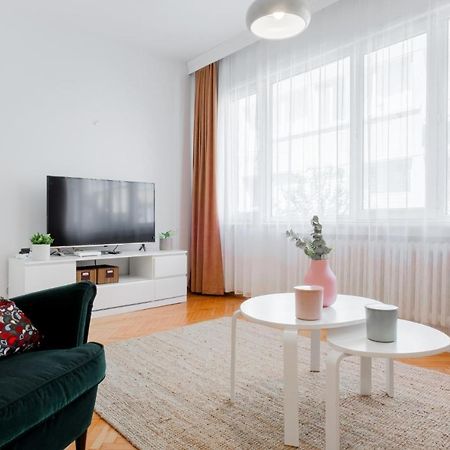 Gorgeous Apartment With Central Location In Sisli Estambul Exterior foto